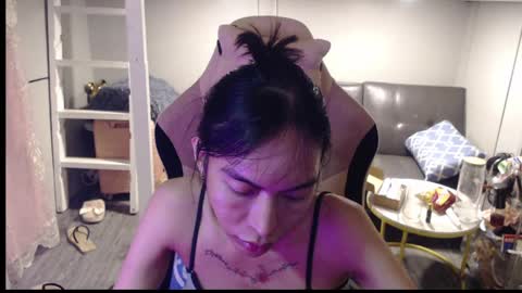 ELYSE A SIMPLE GIRL online show from April 23, 2026, 12:29 pm