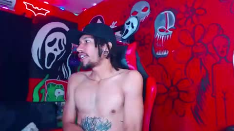 Snapshot of monsterdominationx chatting on October 31, 2025, 11:22 am Xavier Rodriguez online show from October 31, 2025, 11:22 am