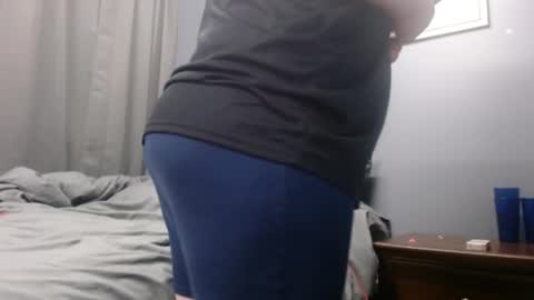 Kingalby817 online show from April 8, 2026, 1:49 am