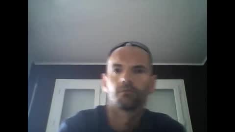 Snapshot of montmasse chatting on April 24, 2026, 10:18 am montmasse online show from April 24, 2026, 10:18 am