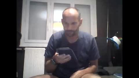 Snapshot of montmasse chatting on June 2, 2026, 8:33 pm montmasse online show from June 2, 2026, 8:33 pm