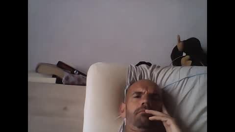 Snapshot of montmasse chatting on June 5, 2026, 8:42 am montmasse online show from June 5, 2026, 8:42 am