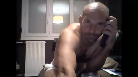 Snapshot of montmasse chatting on June 5, 2026, 8:47 pm montmasse online show from June 5, 2026, 8:47 pm
