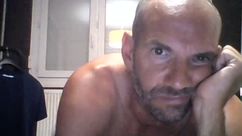 Snapshot of montmasse chatting on July 1, 2026, 8:08 pm montmasse online show from July 1, 2026, 8:08 pm