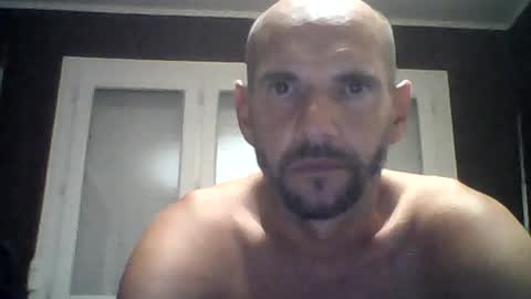 Snapshot of montmasse chatting on July 18, 2026, 2:54 pm montmasse online show from July 18, 2026, 2:54 pm