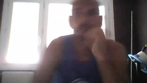 Snapshot of montmasse chatting on July 29, 2026, 3:43 pm montmasse online show from July 29, 2026, 3:43 pm