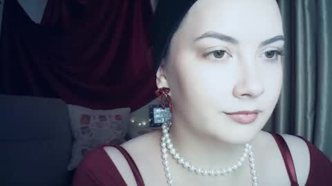 moodiemira online show from November 13, 2025, 5:56 pm