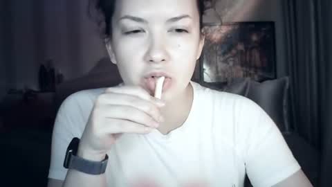 Snapshot of moodiemira chatting on June 13, 2026, 5:44 pm moodiemira online show from June 13, 2026, 5:44 pm