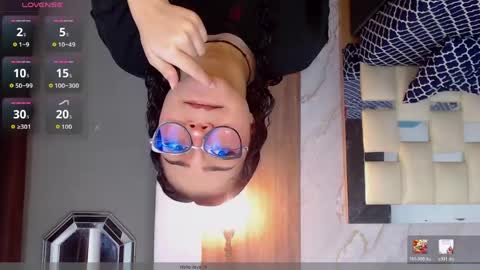 moon_and_fire_ online show from March 25, 2026, 4:07 am