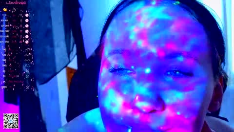 Lola online show from February 28, 2025, 12:52 pm