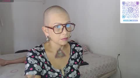 Luna online show from January 19, 2025, 3:10 pm