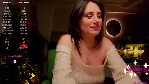 Luna  online show from February 14, 2025, 7:23 pm