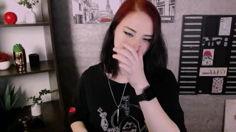 Diana online show from November 7, 2025, 9:59 pm