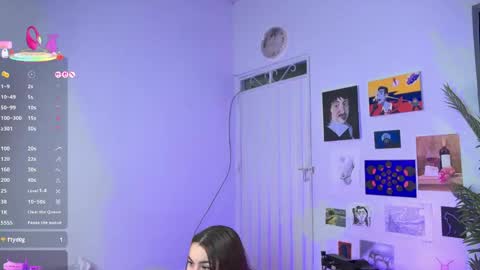  MoonPixie  online show from June 5, 2026, 5:47 am