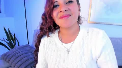 Snapshot of moon_shaddow chatting on May 29, 2026, 3:26 am Moon online show from May 29, 2026, 3:26 am