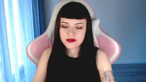  sophie  online show from April 23, 2026, 3:36 pm