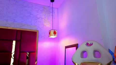 Snapshot of moon_winy chatting on May 16, 2026, 11:20 am Winy online show from May 16, 2026, 11:20 am