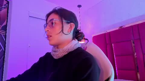 Snapshot of moon_winy chatting on July 5, 2026, 11:50 am Winy online show from July 5, 2026, 11:50 am