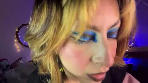 Cinna online show from November 16, 2025, 5:40 pm