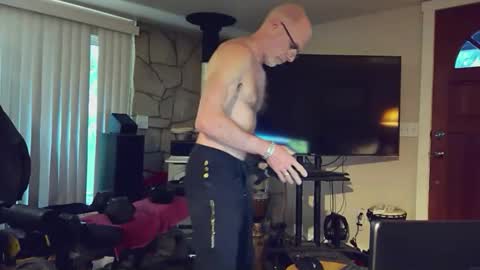 Snapshot of moondanceraa chatting on April 2, 2026, 1:14 am moondanceraa online show from April 2, 2026, 1:14 am