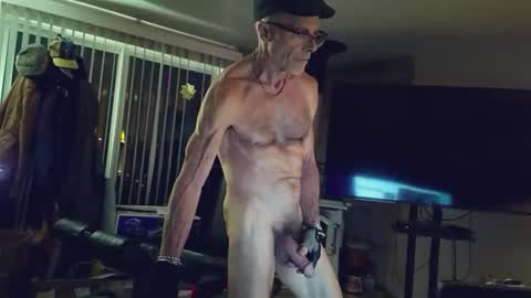 Snapshot of moondanceraa chatting on May 18, 2026, 4:07 am moondanceraa online show from May 18, 2026, 4:07 am