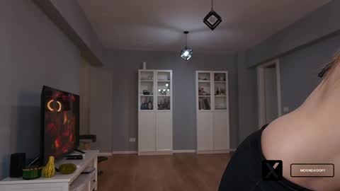 Anna online show from November 23, 2025, 6:13 am