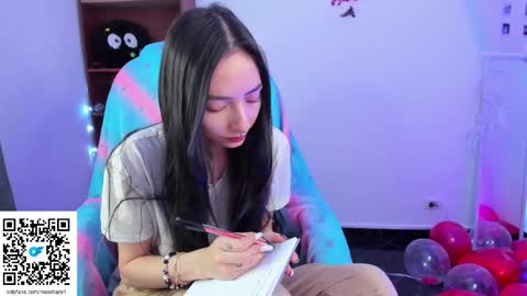 MOON  online show from February 12, 2025, 3:40 am