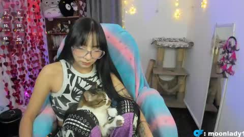 MOON  online show from April 27, 2026, 1:25 am