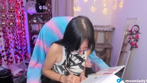 MOON  online show from April 28, 2026, 3:22 am