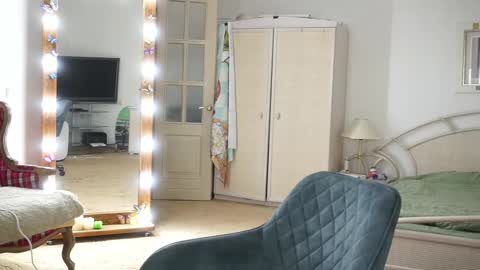 Snapshot of moonlight4u chatting on September 29, 2025, 5:45 am Jane online show from September 29, 2025, 5:45 am