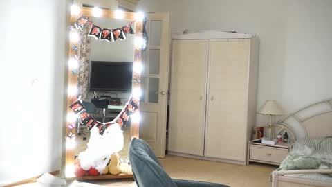 Snapshot of moonlight4u chatting on October 21, 2025, 5:30 am Jane online show from October 21, 2025, 5:30 am