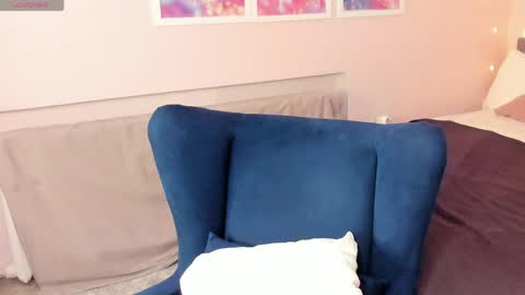 Eva online show from April 27, 2026, 11:30 am