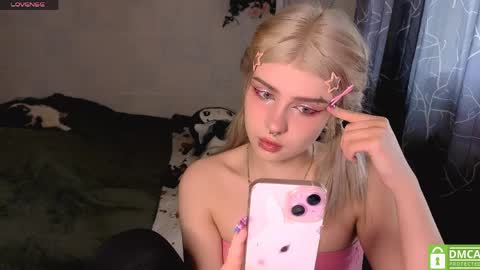 Snapshot of moonlight_grace chatting on April 28, 2026, 12:21 pm Im Grace 3 online show from April 28, 2026, 12:21 pm