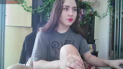 Snapshot of moonlight_sonataa chatting on June 20, 2026, 7:44 am moonlight_sonataa online show from June 20, 2026, 7:44 am