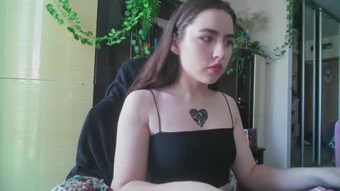 Snapshot of moonlight_sonataa chatting on June 24, 2026, 8:24 am moonlight_sonataa online show from June 24, 2026, 8:24 am