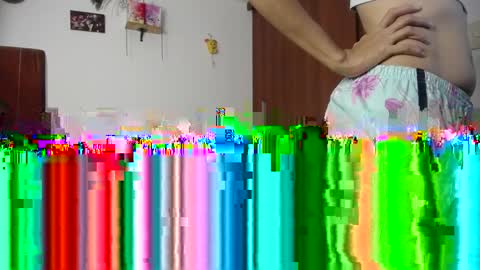 moonlunita online show from May 5, 2026, 10:07 pm