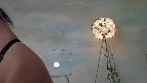 Snapshot of moonsshard chatting on July 16, 2026, 6:30 am Moon online show from July 16, 2026, 6:30 am