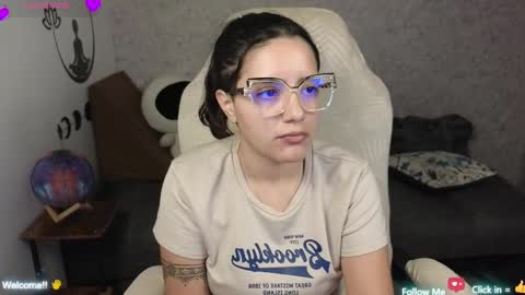 Moon Woman online show from February 17, 2025, 4:09 am