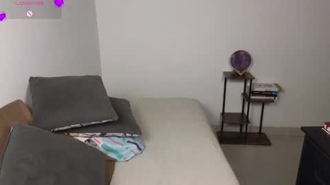 Moon Woman online show from February 24, 2026, 3:37 am