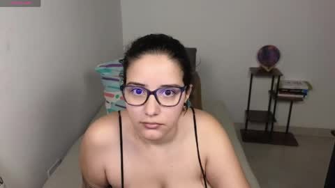 Moon Woman online show from April 21, 2026, 3:24 am