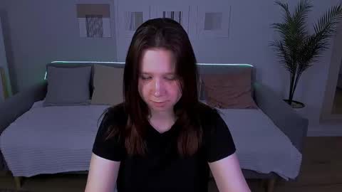 Snapshot of mooonlightsky chatting on May 7, 2026, 1:27 pm Charli online show from May 7, 2026, 1:27 pm