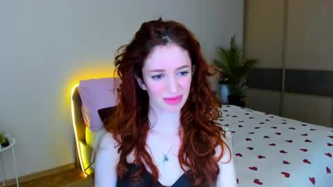 Snapshot of mooonlightsky chatting on June 5, 2026, 2:18 am Charli online show from June 5, 2026, 2:18 am