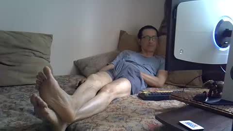 Snapshot of moovurey16 chatting on May 22, 2026, 2:40 am Alex online show from May 22, 2026, 2:40 am
