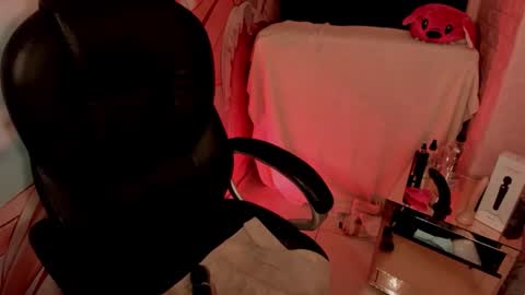 Snapshot of morana__hot chatting on February 20, 2026, 6:48 am morana__hot online show from February 20, 2026, 6:48 am