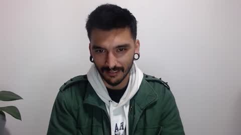 Snapshot of morbidangel08 chatting on May 4, 2026, 3:35 am Abelardo online show from May 4, 2026, 3:35 am