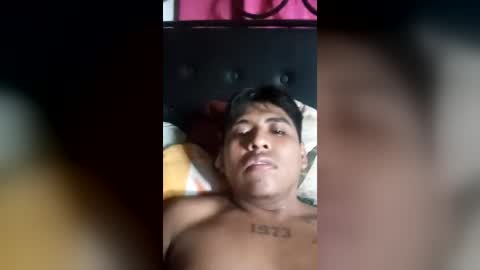 Snapshot of mordisco_y_galleto chatting on July 22, 2026, 6:22 pm mordisco_y_galleto online show from July 22, 2026, 6:22 pm