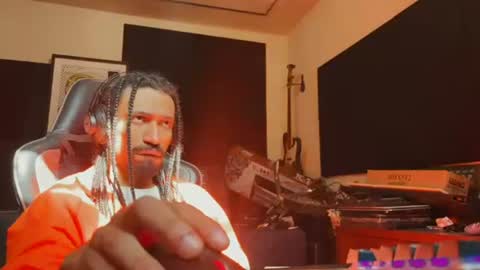 Snapshot of morebemdotad chatting on June 22, 2026, 2:14 pm Diego online show from June 22, 2026, 2:14 pm