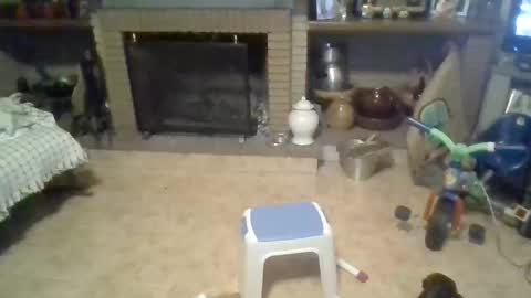 morenikoo26 online show from April 19, 2026, 11:07 pm