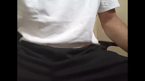 moreno_gatto online show from October 17, 2025, 4:20 pm