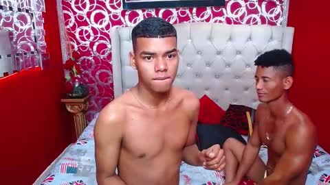 duohot23 online show from January 21, 2025, 1:18 am